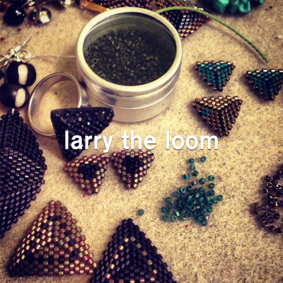 Larry The Loom Logo